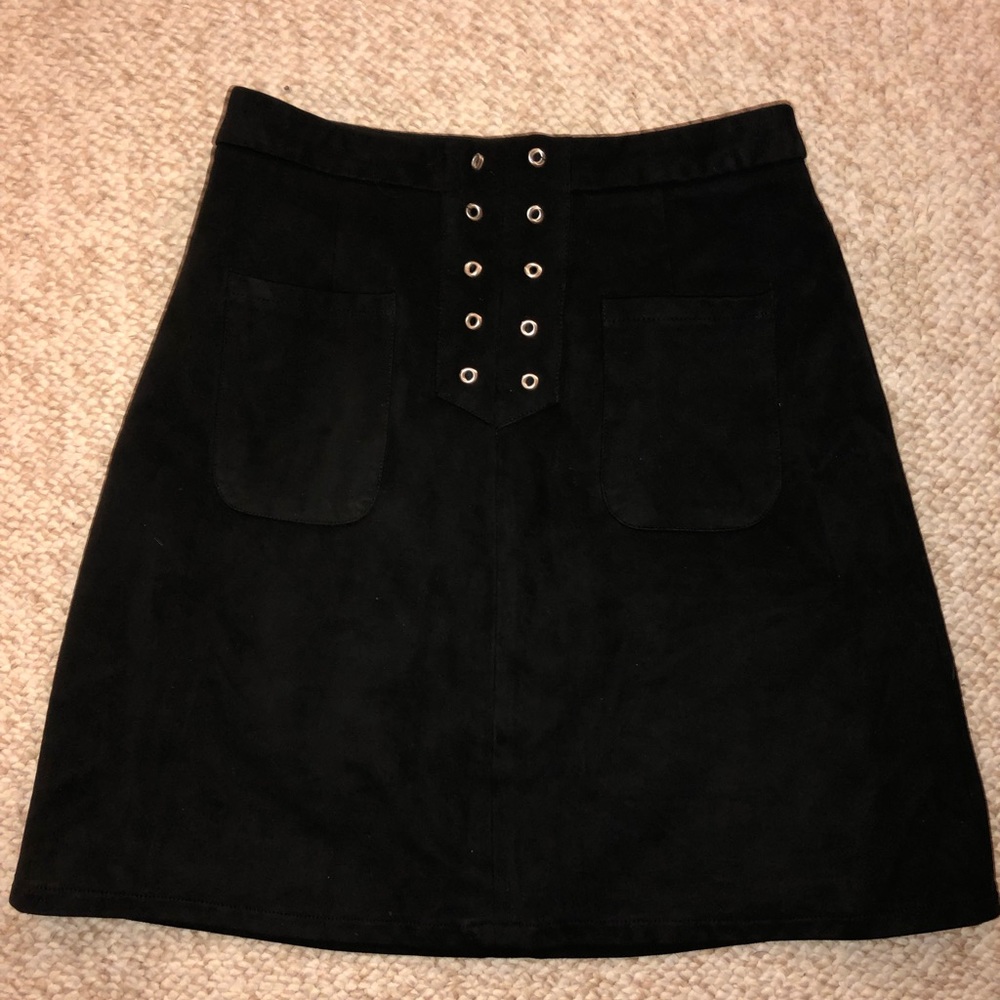 Black skirt